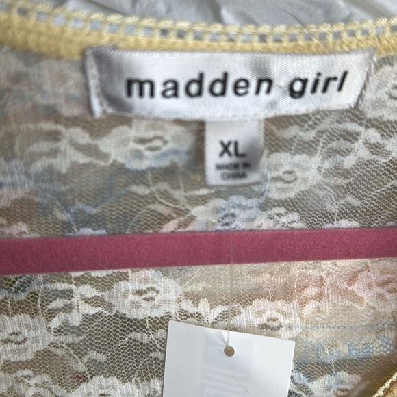 NWT Madden Girl Cream floral Mesh Blouse Womens XL Babydoll whimsy goth Fairy - Picture 9 of 15